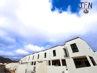 Casa  Calle de la orilla. Obra nueva en la oliva  dúplex adosado con patio privado y plaza