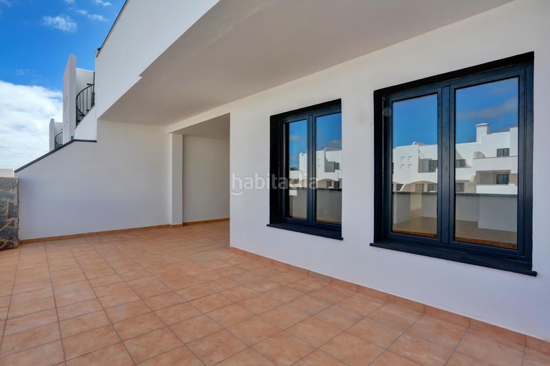 Foto b5981ab4-dc39-4646-8759-0f46581c0f41. Pis a Corralejo Oliva (La)
