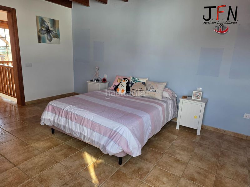 Foto 124866b4-78f3-475a-804d-78cf1ef0a46d. Xalet amb aparcament piscina a Lajares Oliva (La)