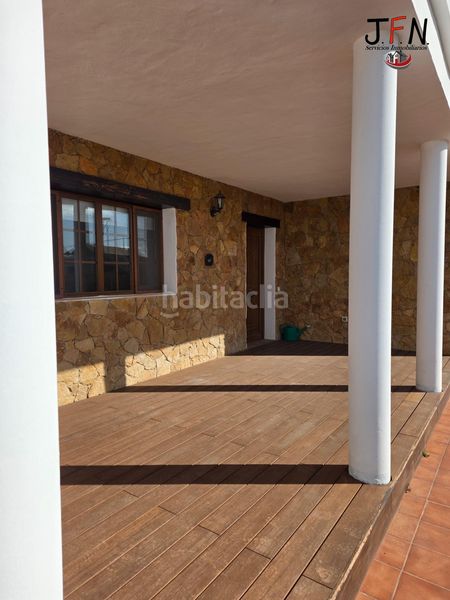 Foto 2f14a013-af66-4768-a978-a5033ada95f3. Xalet amb aparcament piscina a Lajares Oliva (La)