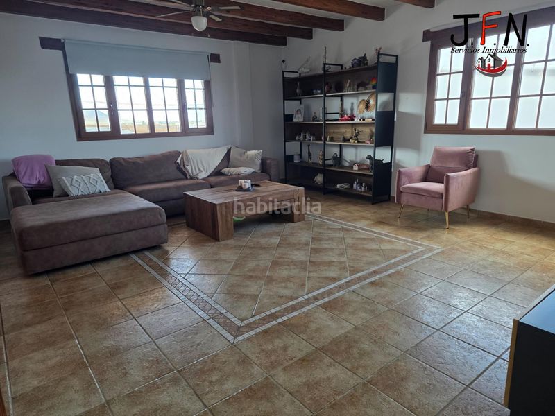 Foto 51133ea0-566f-4aef-aeba-9ad5a6fa6960. Xalet amb aparcament piscina a Lajares Oliva (La)