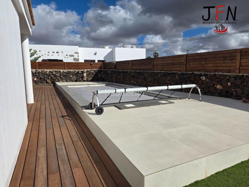 Foto f8a47f16-986f-41ec-8d3b-410ac4c9d24c. Xalet amb aparcament piscina a Lajares Oliva (La)