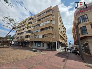 Apartament  Primero de mayo. Tu nuevo hogar en puerto del rosario  amplia vivienda de 4 dormi
