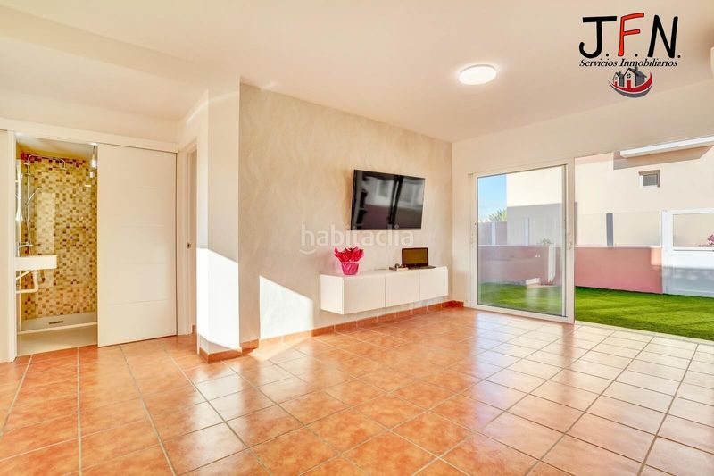 Foto dd13cbf6-50fd-46ed-a0d9-59e68eec0a87. Casa amb piscina a Corralejo Oliva (La)