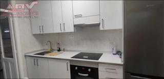 Rent Flat in A Malata - Catabois - Ciudad Jardín. Piso en alquiler en catabois, 2 dormitorios.