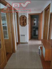 Rent Flat in Porta Nova. Piso en alquiler en inferniño, 2 dormitorios.