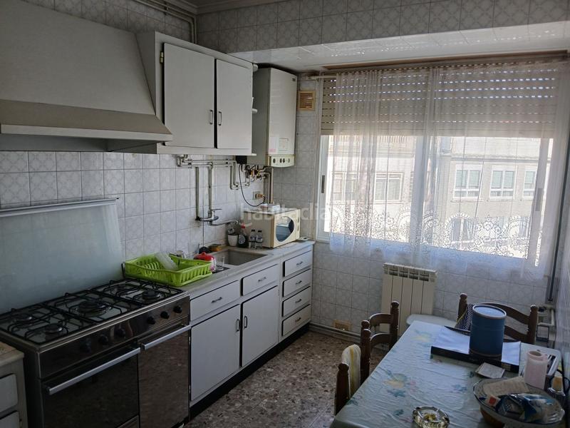 Foto 5f2ed1f4-9d4e-4e38-bf24-2b31b80ff072. Flat with heating in Porta Nova Ferrol