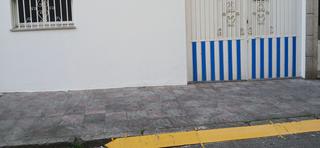 Local Comercial en Porta Nova. Local com. en venta en infernio, 1 despacho.