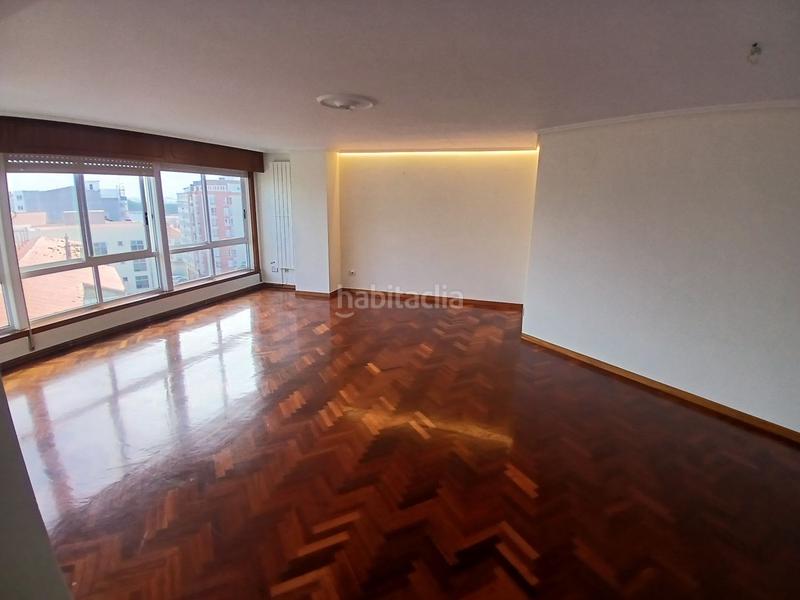 Foto 41d5ddc1-ff0d-48d4-bd5b-a1395eb000a1. Pis amb calefacció aparcament a Canido Ferrol