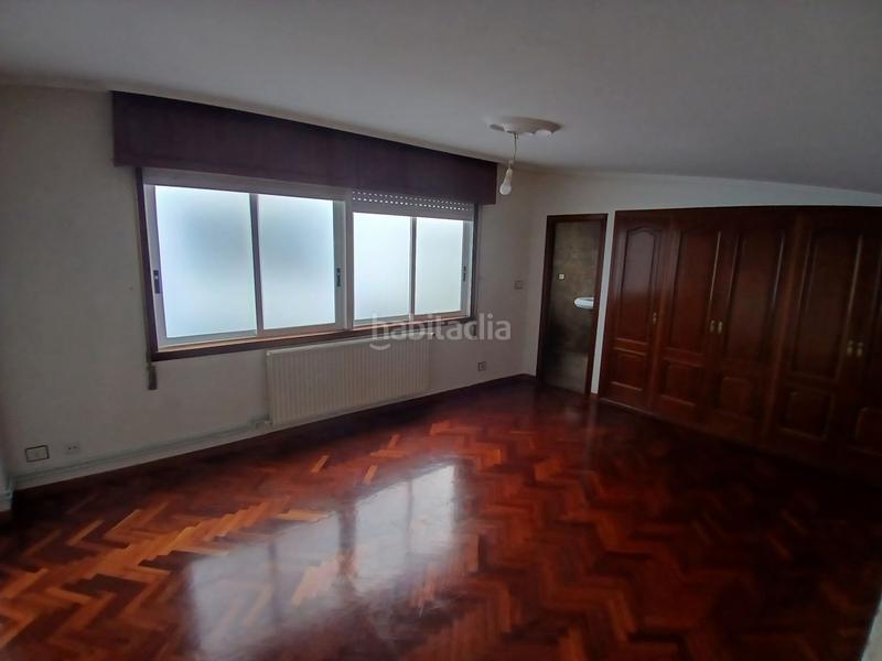 Foto 42ae0c56-5880-4e90-9ae6-11a3fedb6e95. Pis amb calefacció aparcament a Canido Ferrol