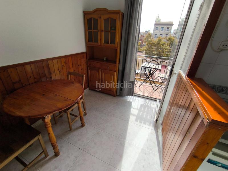 Foto f0a32ffe-41b2-4d74-a0fa-b273fc7db0e1. Location attique dans vicaria 1 dans Barceloneta Barcelona