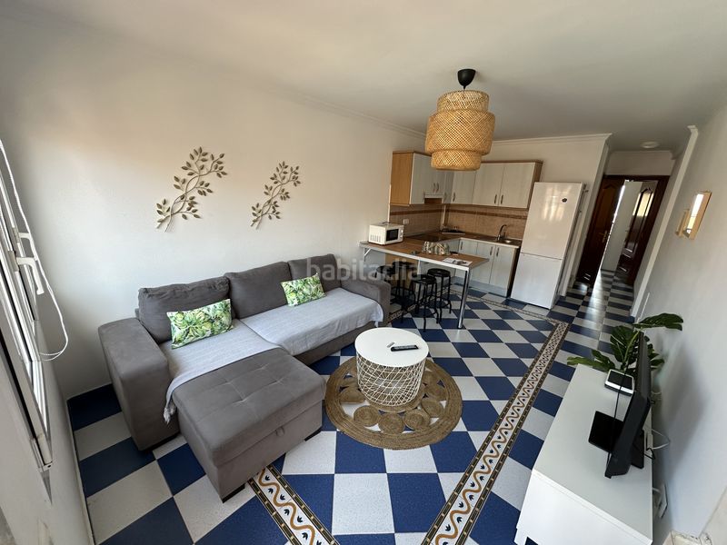 Foto 3d5686d6-f318-4b23-a559-42dd5362408d. Casa adosada en calle la caleta 6 en Corralejo Oliva (La)