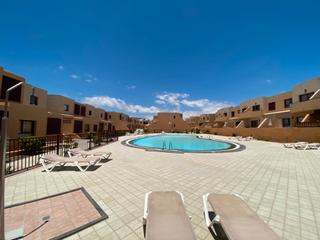Apartament  Calle alcalde marcial sánchez velázquez. Apartamento totalmente reformado con trastero y plaza de parking