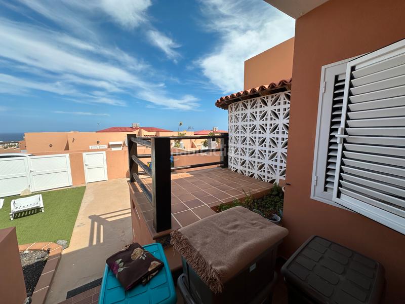 Foto 8b9b138d-1a0a-4f80-92e2-364198efec2f. Reihenhaus mit parking in Caleta de Fuste Antigua