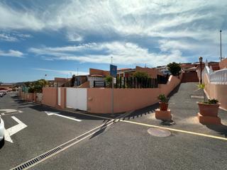 Casa adossada  Calle tibiabin. Apartamento de 2 dormitorios en caleta de fuste
