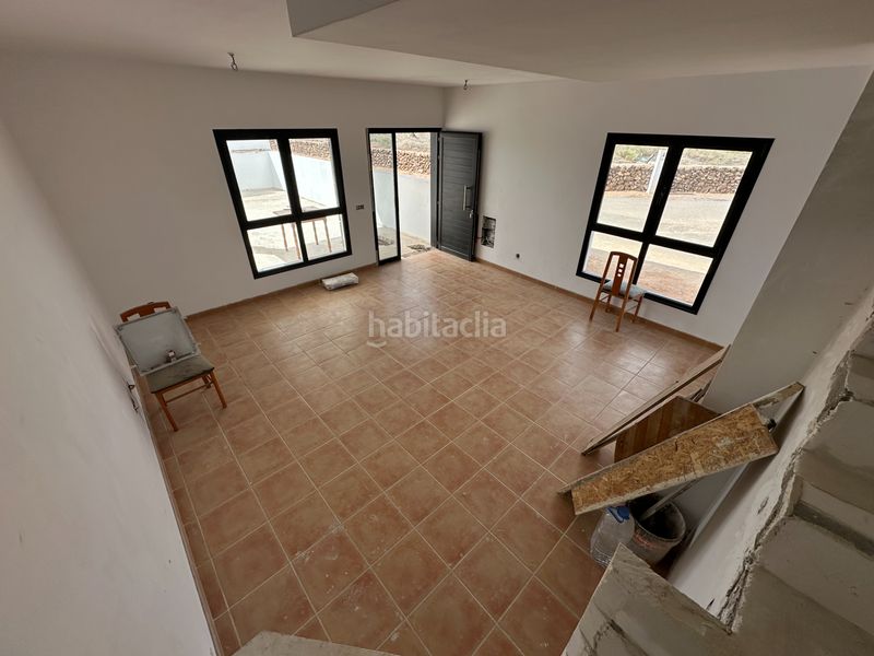 Foto 45b6fc28-4130-418d-8b4a-7487fcef780f. Casa adossada amb aparcament a La Oliva pueblo Oliva (La)