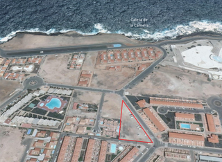 Terreny residencial  Avenida central