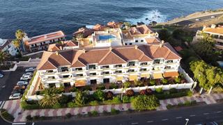 Appartement à Zona Botánico. Estupendo apartamento con terraza y piscina, en la urb. la paz,