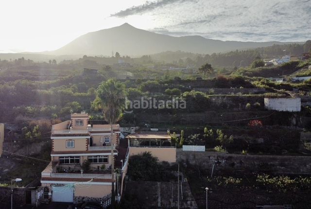 Foto 6ec211f2-df28-4930-b922-fffd6778518b. Casa amb aparcament a La Vega - El Amparo - Cueva del Viento Icod de los Vinos