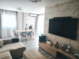 Appartement à Lloseta. Piso de 3 habitaciones y 2 baños con solarium reformado en llose