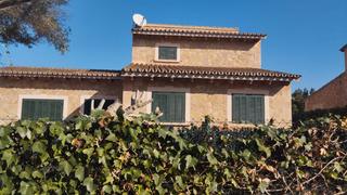 Chalet en Campos. Espectacular chalet aislado con zona ajardinada a su alrededor e