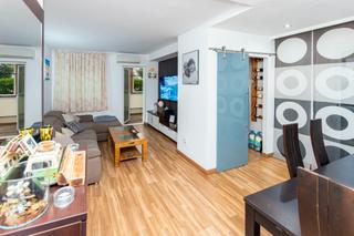 Rez-de-chaussée à Son Ferrer. Planta baja reformada de 3 habitaciones en finca de pocos vecino