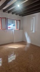 Haus in Camp D´en Serralta. Bonita planta baja reformada con terraza de 20 m2 zona avenida a