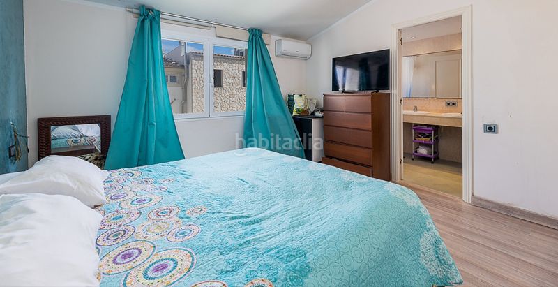 Foto 1d1bf402-64ec-4dd7-9112-43be0923c69b. Casa adossada amb aparcament piscina a Ses Salines poble Ses Salines
