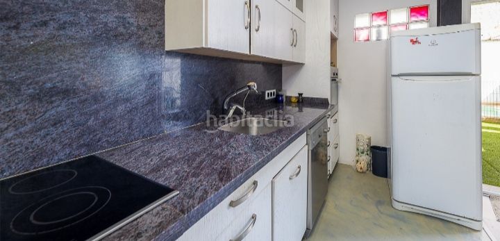 Foto b8da1d48-9777-40a4-9882-de1330a99f4e. Casa adossada amb aparcament piscina a Ses Salines poble Ses Salines