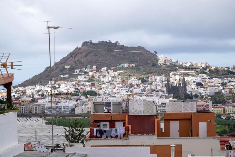 Foto 2ec95039-5a31-451e-a68e-f9f6268a7700. Maison avec parking dans Los Portales - Visvique Arucas