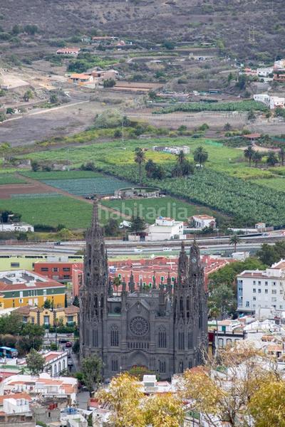 Foto ad352e96-3d9f-4bd9-88a5-9232e28fb487. Maison avec parking dans Los Portales - Visvique Arucas