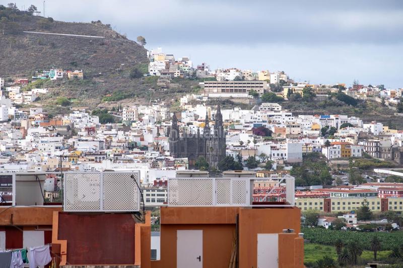 Foto d185956f-fa7c-4dcf-b420-424fb8ee726b. Maison avec parking dans Los Portales - Visvique Arucas