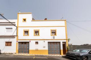 Casa  Álamo. Atención inversores. se vende magnífica casa terrera en teror.