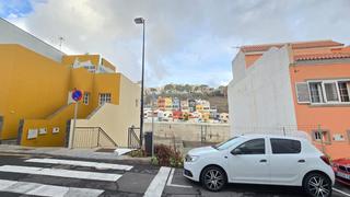 Terreny residencial a Montaña de timanfaya 41. Magnífica parcela urbana de 100 m, ideal para construir el hogar