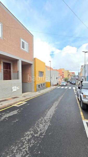 Foto 440c9140-0bda-4d37-a39c-c639b22181d5. Terreny residencial a montaña de timanfaya 41 a Juan XXIII Arucas