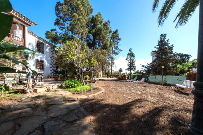 Foto e3ccef0a-49aa-47f8-8e42-9d88832d7471. Casa amb aparcament a Portada Verde - Lomo Espino - Guanche Santa Brígida