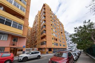 Flat in Luis benítez inglott 26