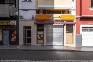 Location Local commercial à Tomás miller 21. Local en alquiler en calle tomás miller  ideal para panadería y