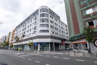 Location Local commercial à Juan rejón 99