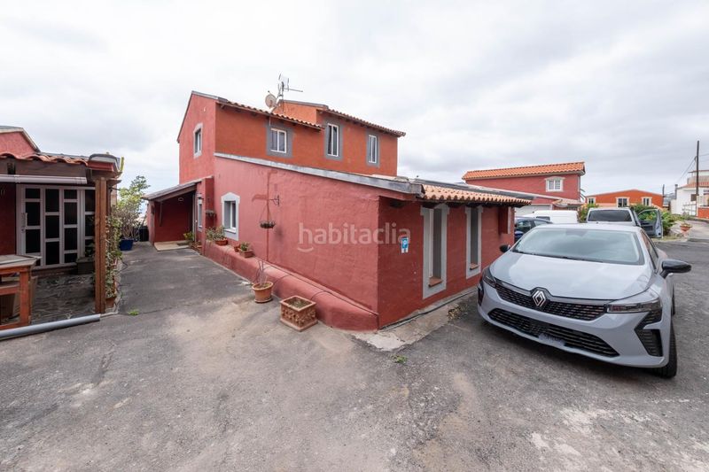 Foto 539041be-151b-410b-8cb1-c6ec71e1370e. Casa en Buzanada Arona