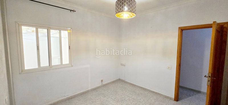 Foto ca0d2d42-7c17-4a6e-8ec0-e43776959117. Pis a Los Tarahales - La Paterna Palmas de Gran Canaria (Las)