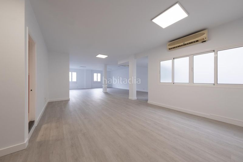 Foto 34bd1706-3aff-4149-b0de-6cc4d68f8a6b. Location local commercial dans Vegueta Palmas de Gran Canaria (Las)