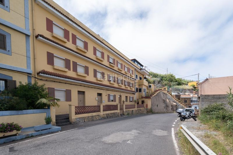 Foto 1d5e196b-7163-44e5-acb7-ba9aa9af10c5. Edifici a Santa María de Guía de Gran Canaria