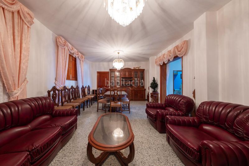 Foto 7fa61455-48f7-41c3-9a02-cbf7fc780d54. Edifici a Santa María de Guía de Gran Canaria