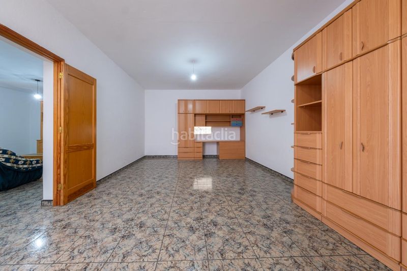 Foto e405300f-1846-43e8-9503-9b0ca52826a8. Edifici a Santa María de Guía de Gran Canaria