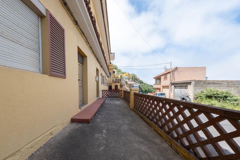 Foto e7a6187a-a8e9-4e6e-bb0c-3e3b643ff8c8. Edifici a Santa María de Guía de Gran Canaria