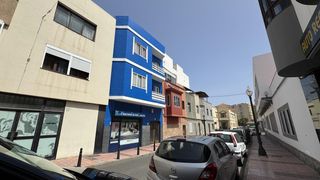 Edificio  Padre andrés manjón. Edificio en venta  san gregorio  inversión  4 viviendas y 1 loca