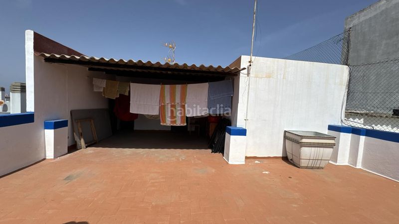Foto 7f67aa6f-e354-43e8-a043-217f33de922f. Edificio in San Gregorio Telde