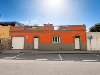 Casa  Luis millares. Casa terrera en playa de melenara