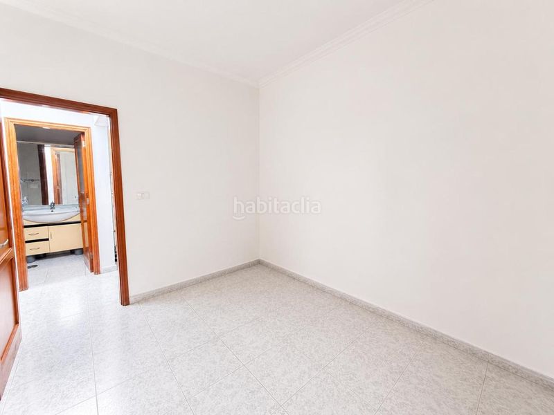 Foto cdcf288b-b4e1-47cf-bbc8-c2189f965c59. Casa amb aparcament a Playa del Hombre - Taliarte - Salinetas Telde
